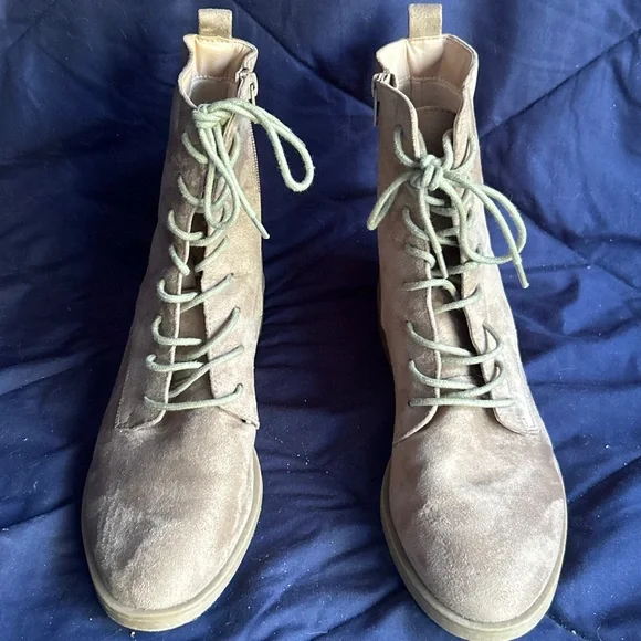Journee Collection Taupe Lace-Up Boots - Picture 2 of 3